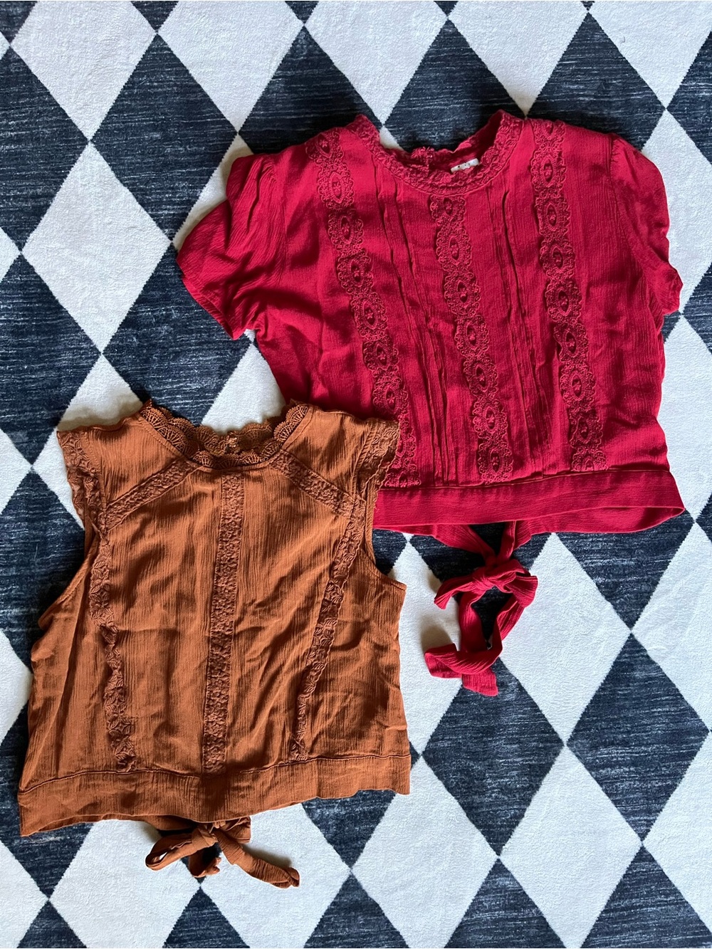 Lace-Trim Tie-Front Crop Tops - Red & Rust